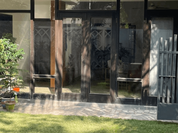 3BHK Prime Floor With Lawn For Sale At Golf Links