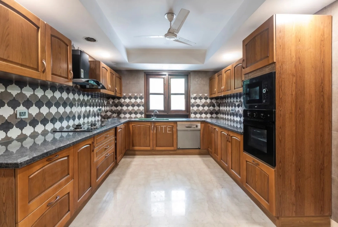 Property in Mayfair Gardens
